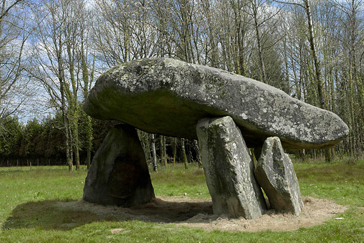 Chez Moutaud dolmen