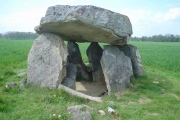 Betoulle dolmen 2 - PID:20456