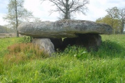 La Lue dolmen - PID:20465