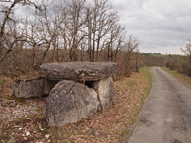 Click for the gallery page to add comments and vote (PID:88083) Peyre Levade (Labastide Marnhac)