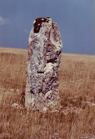 Montrepos menhir