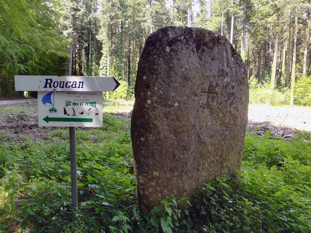 Click for the gallery page to add comments and vote (PID:184642) Roucan menhir