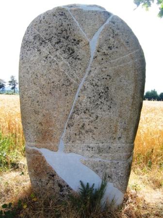 Planissart statue-menhir