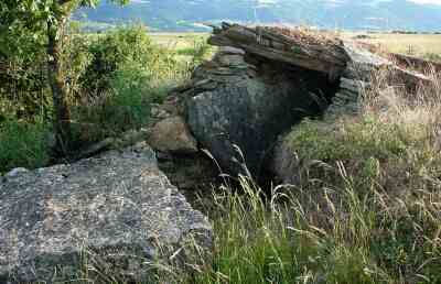 Click for the gallery page to add comments and vote (PID:30040) Dolmen de Surguières 3
