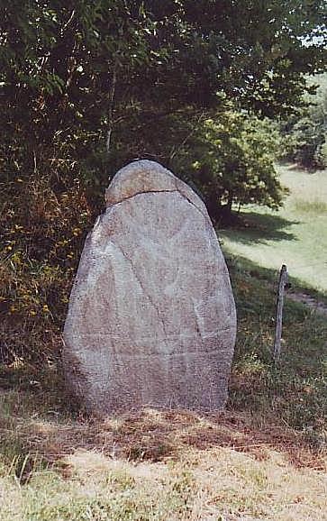 Teil-Bas statue-menhir