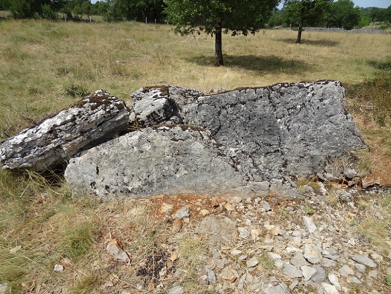 Click for the gallery page to add comments and vote (PID:175886) Dolmen des Bories 2