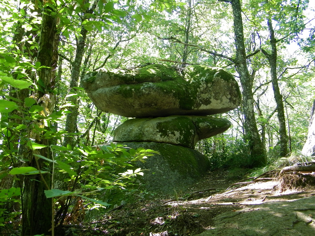 Click for the gallery page to add comments and vote (PID:147236) Les Roches Décalées