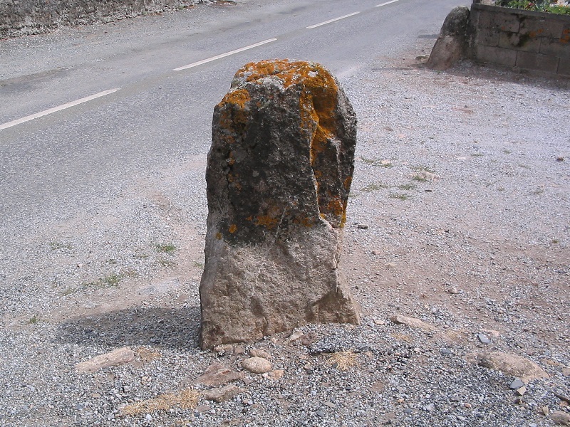 Click for the gallery page to add comments and vote (PID:189311) Menhir de Candoubre 2