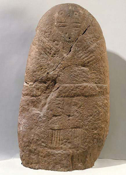 Mas Capelier 1 menhir-statue