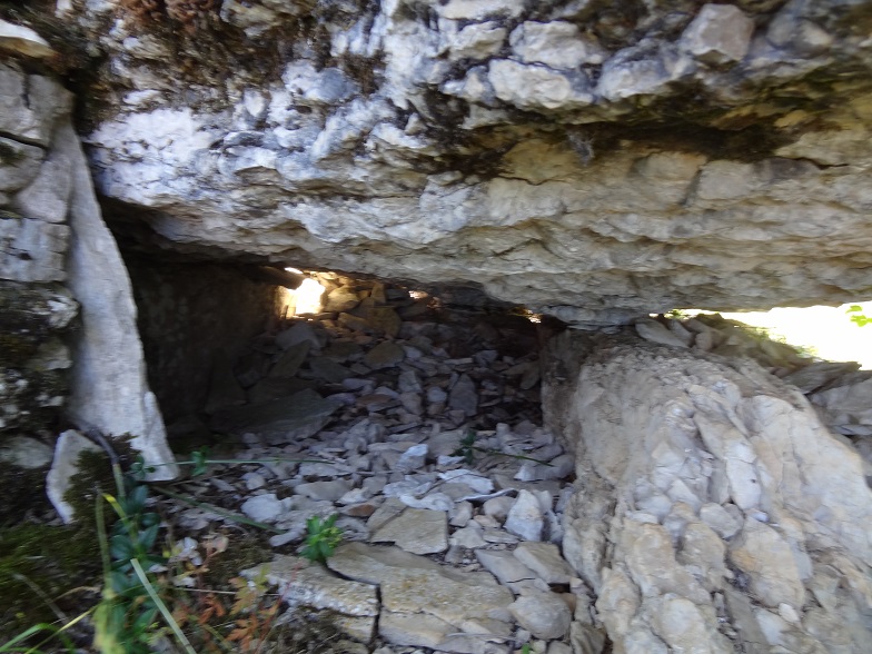 Click for the gallery page to add comments and vote (PID:175640) Dolmen des Champs Grands