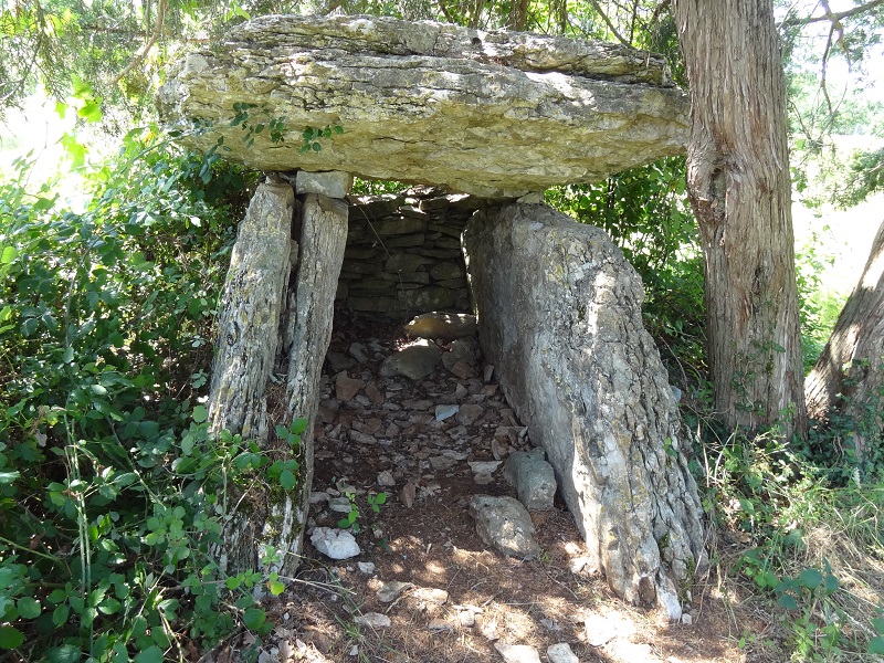 Click for the gallery page to add comments and vote (PID:175475) Dolmen d'Estrabols