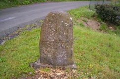 Rieuviel statue menhir 1