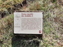 Les Ardaliès statues menhirs