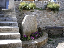 Trou-de-l'Avent menhir