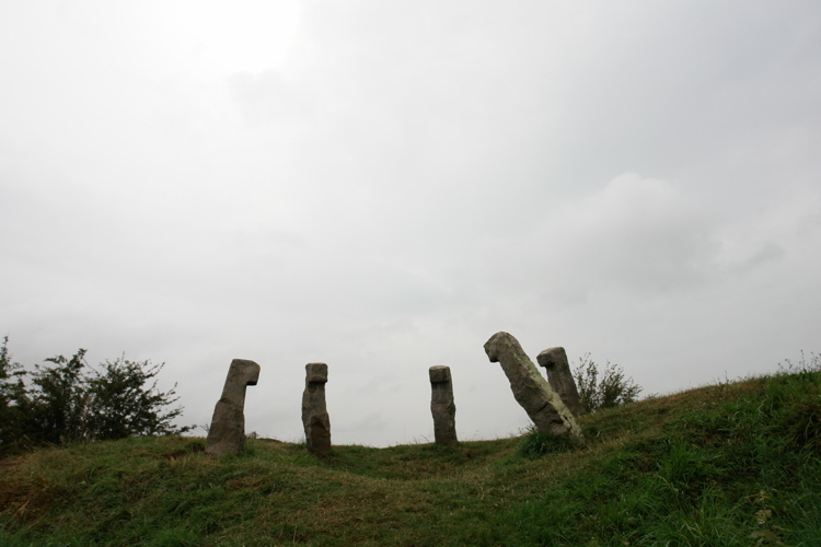 Cromlech dit Les-Sept-Bonnettes