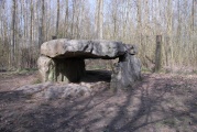 Dolmen dit les Pierres Chavattes - PID:269361