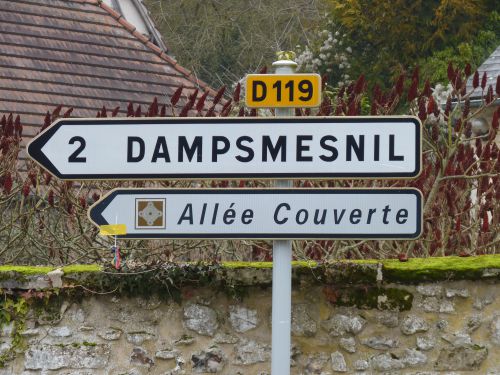 Click for the gallery page to add comments and vote (PID:87942) Allée Couverte de Dampsmesnil