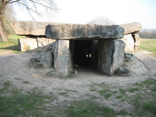 Bajouillière dolmen