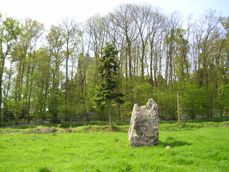 Clivay menhir