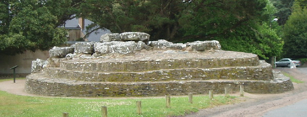 Tumulus Des Mousseaux