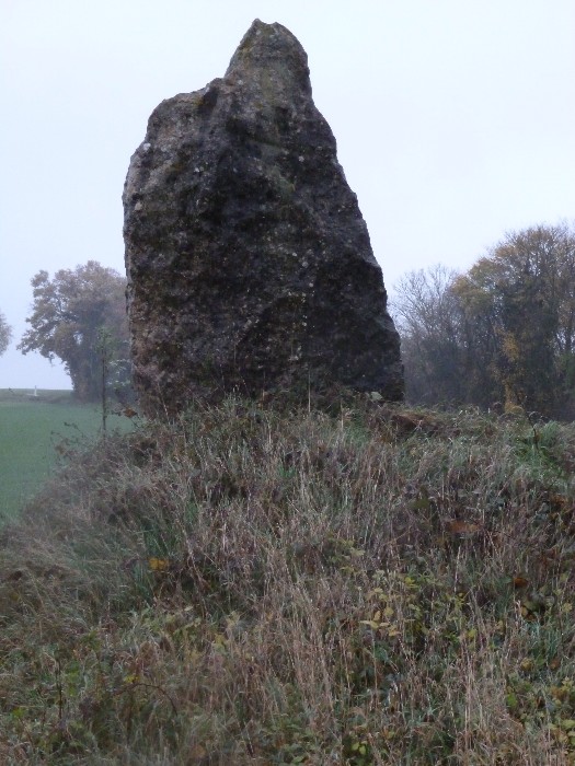 Menhir de Villefagnan