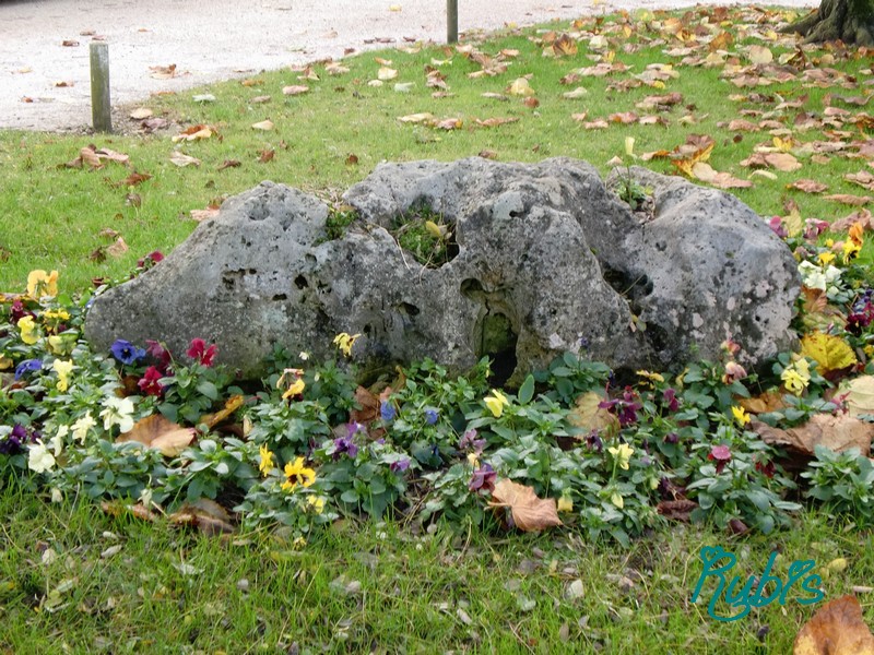 Dolmen de la Pierre Qui Saute