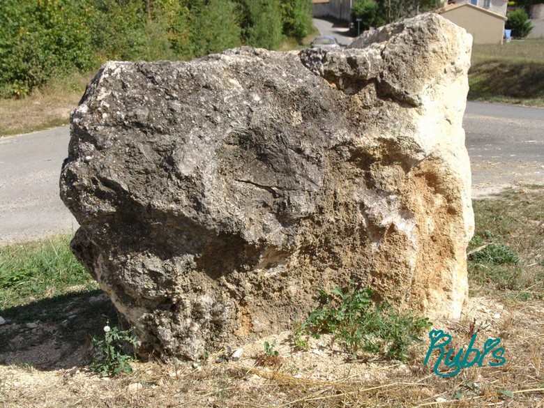 Click for the gallery page to add comments and vote (PID:72944) Menhir de Magnez
