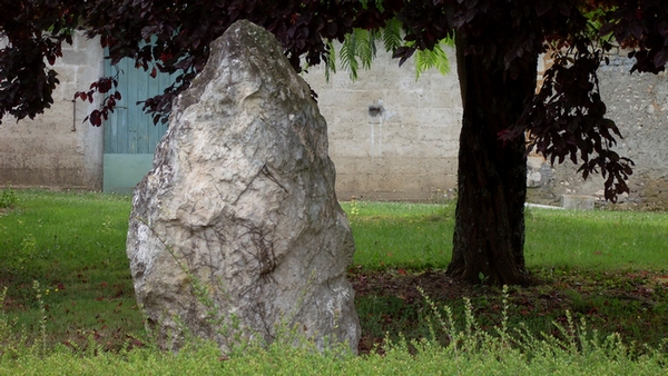 Menhir de Bribaudon