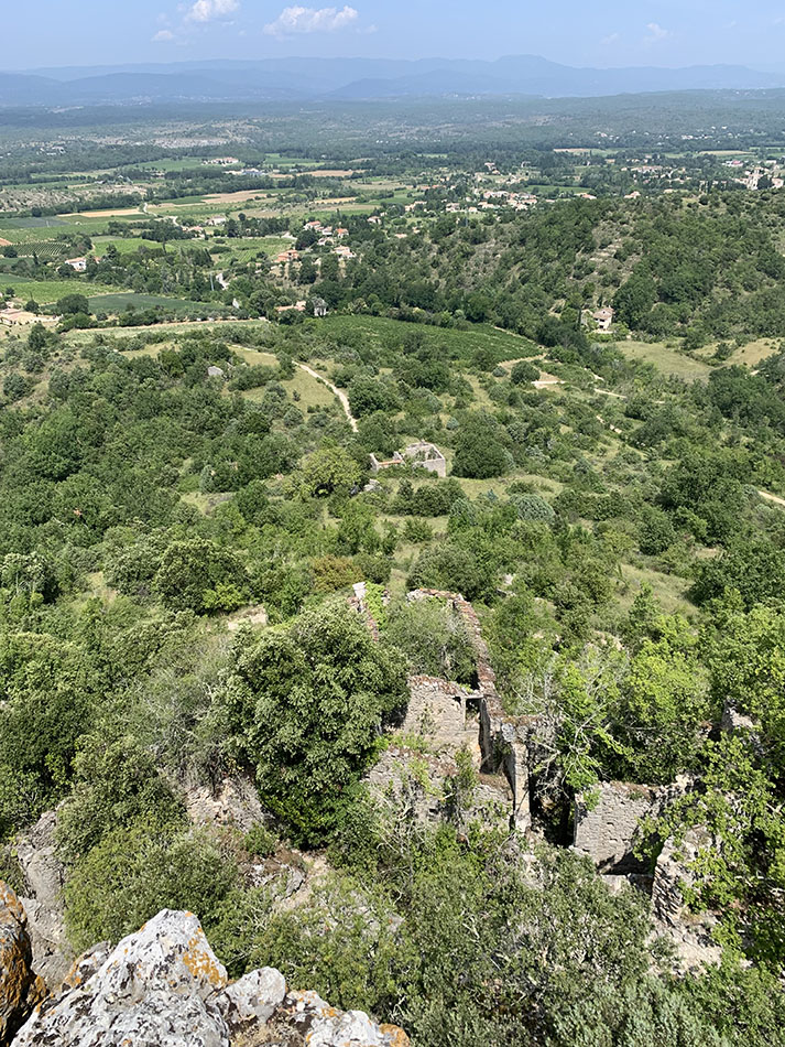 Site in Rhone:Ardèche (07) France
Rocher de Grospierres on the top. view