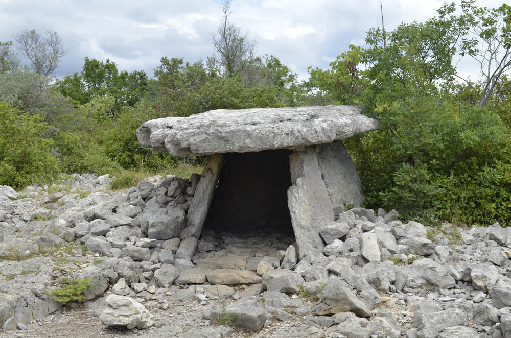 Calvaire dolmen 1