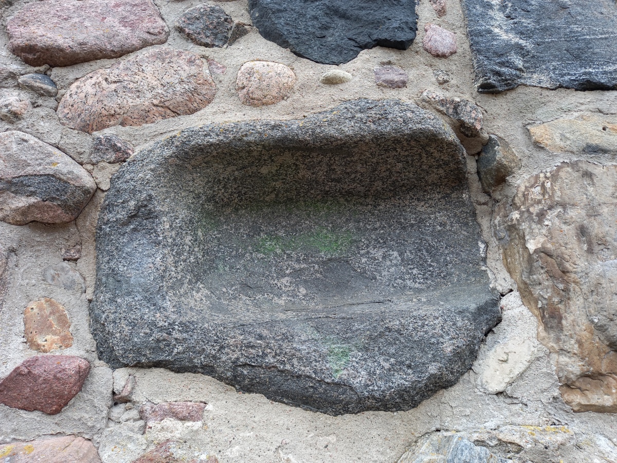 Hünenhacke in der Stadtmauer Templin