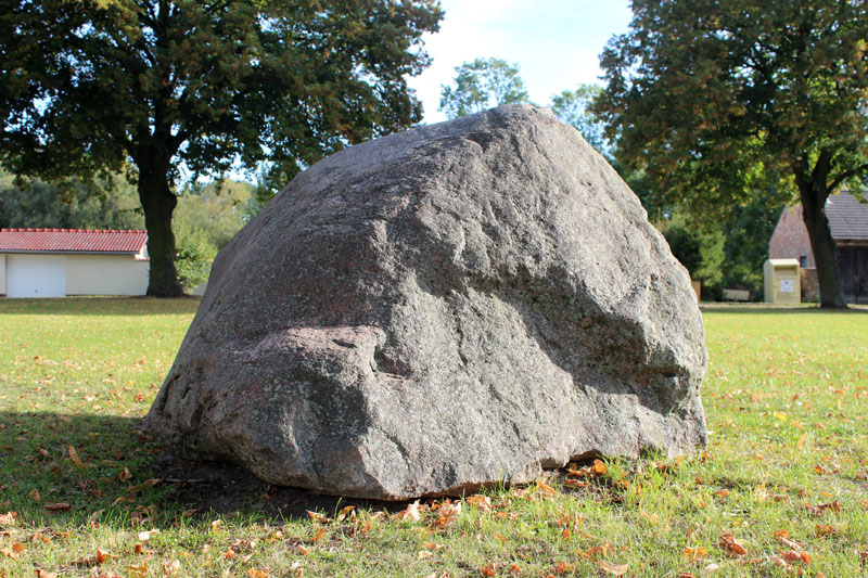 Fläzstein Rehagen (PID:112957) Fläzstein Rehagen