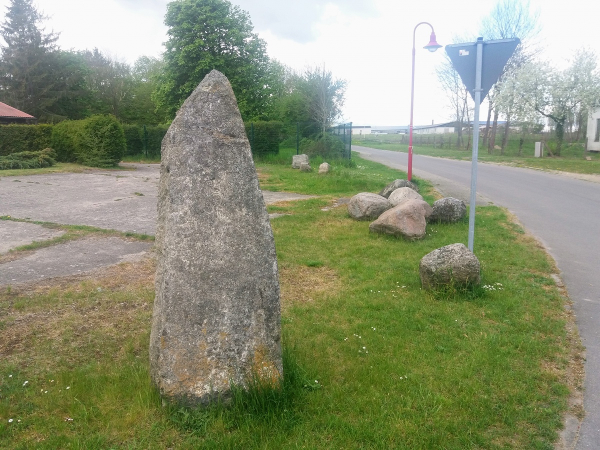 Wegestein in Gneisenau/Hetzdorf