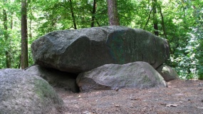 Berlin Steinbergpark Steingrab