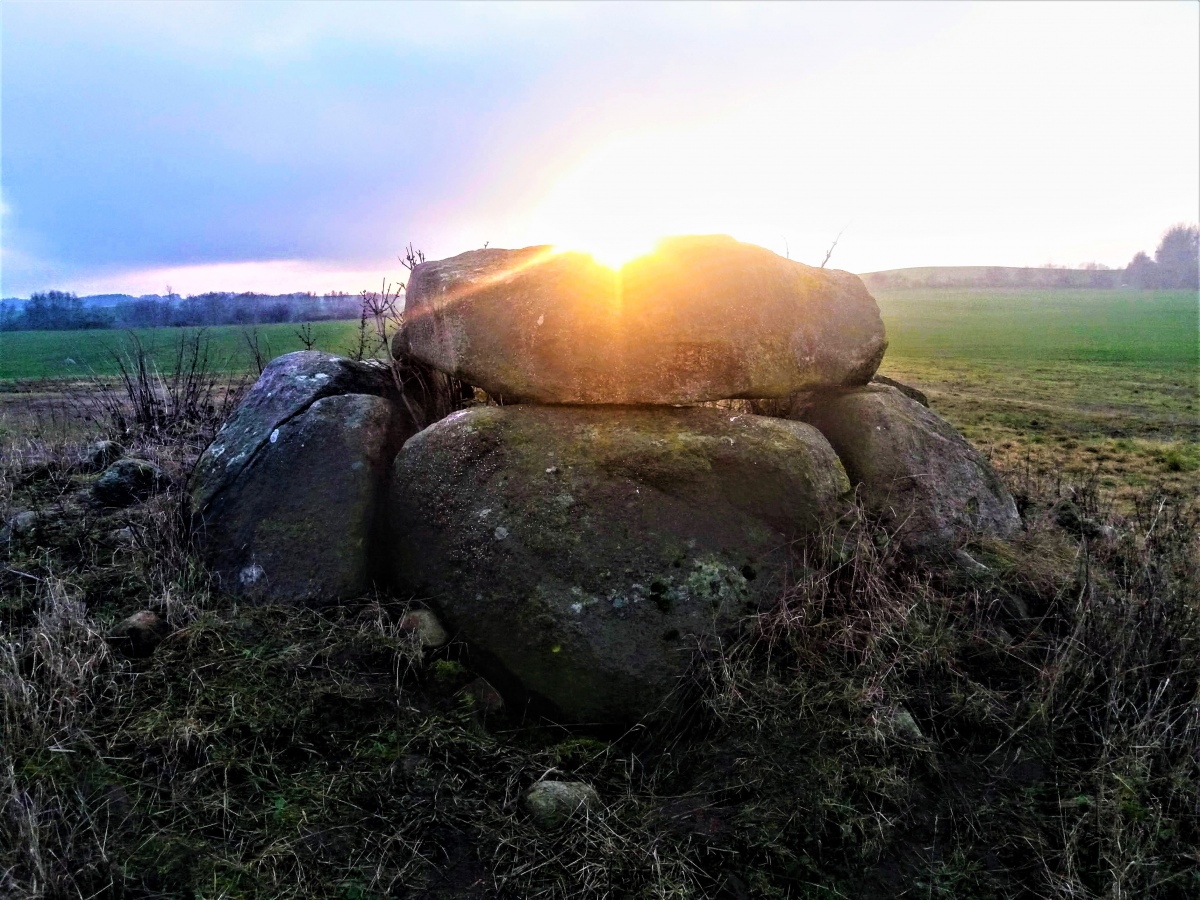 Click for full size image of Schwaneberg Dolmen (PID:221056) Schwaneberg Dolmen