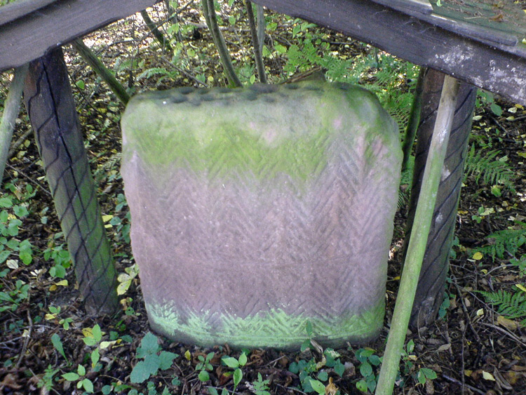 Wellen Menhir