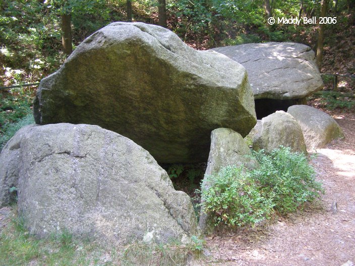 Click for the gallery page to add comments and vote (PID:24665) Siebensteinhäuser (Grab A)