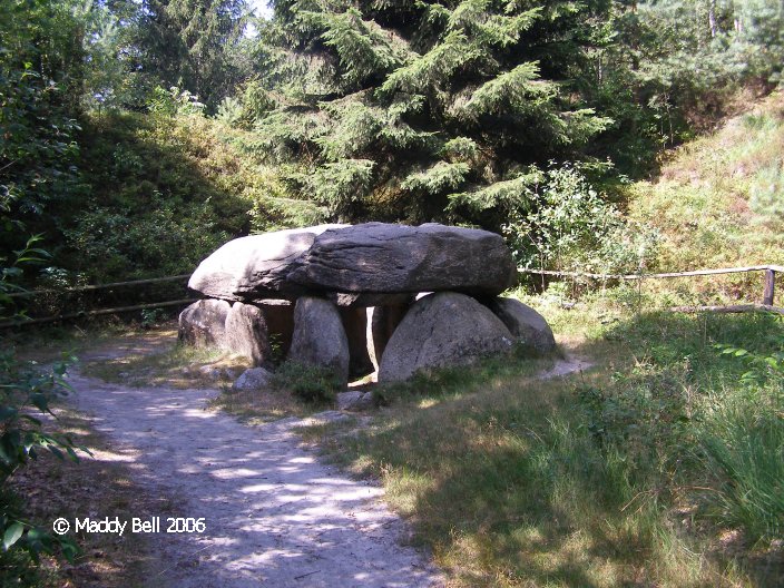 Click for the gallery page to add comments and vote (PID:24667) Siebensteinhäuser (Grab C)