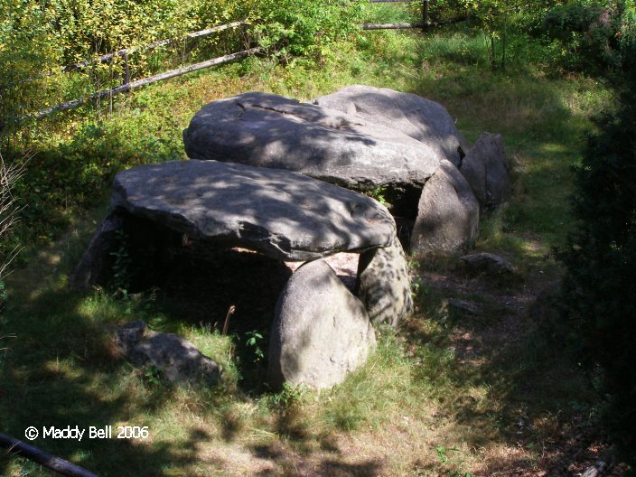 Click for the gallery page to add comments and vote (PID:24670) Siebensteinhäuser (Grab E)