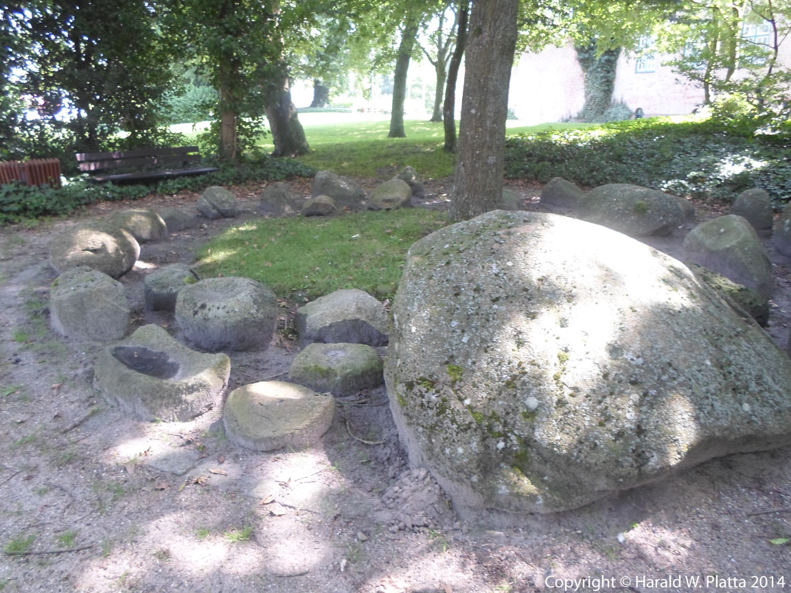 Click for the gallery page to add comments and vote (PID:129822) Bederkesa Steinring
