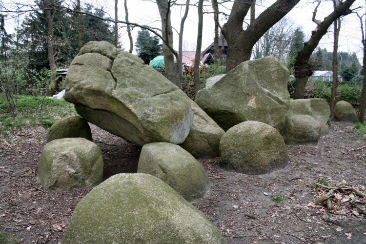 Klein Stavern Steingrab 1