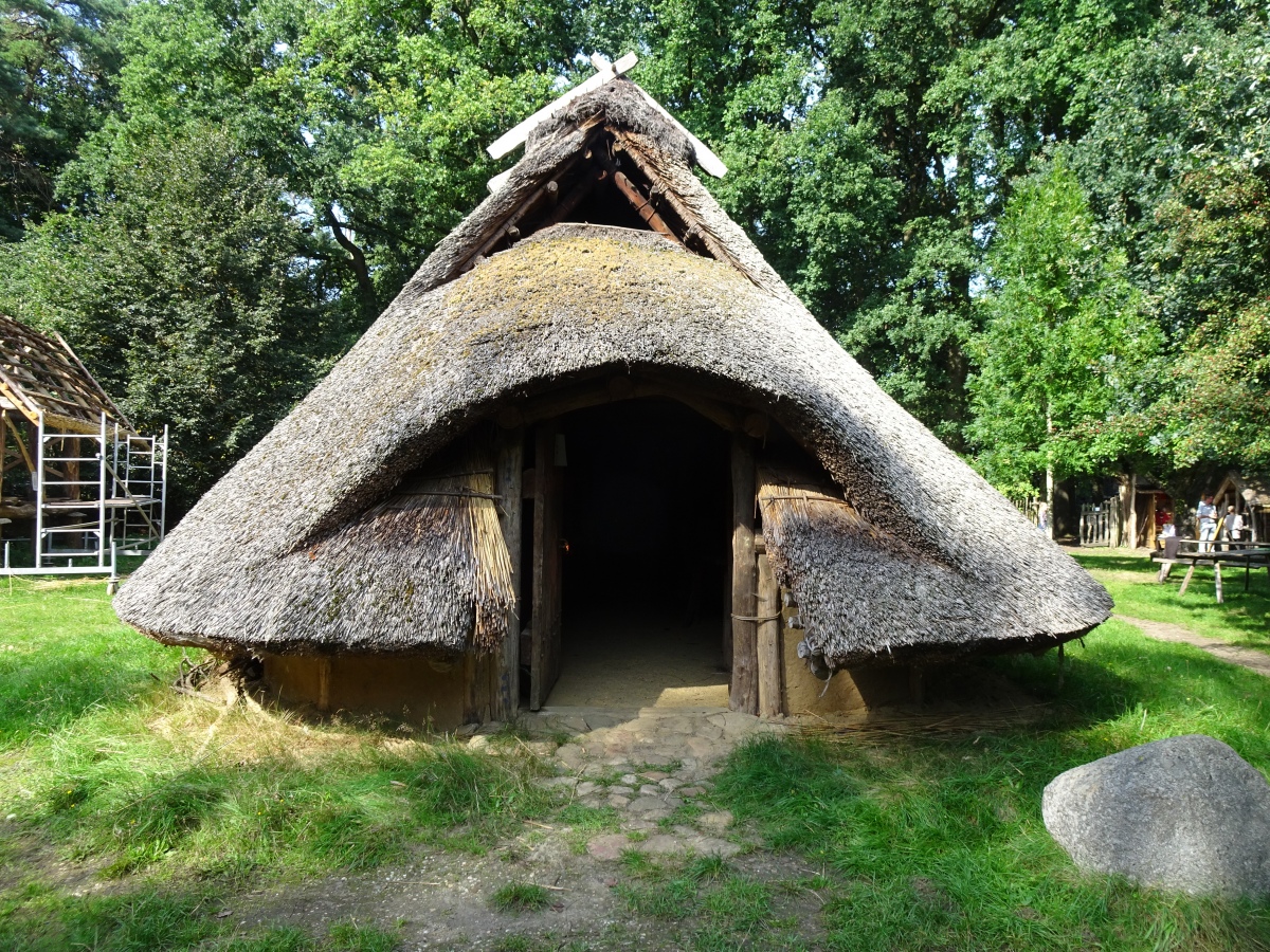 Click for the gallery page to add comments and vote (PID:259387) Bronzezeithof Uelsen