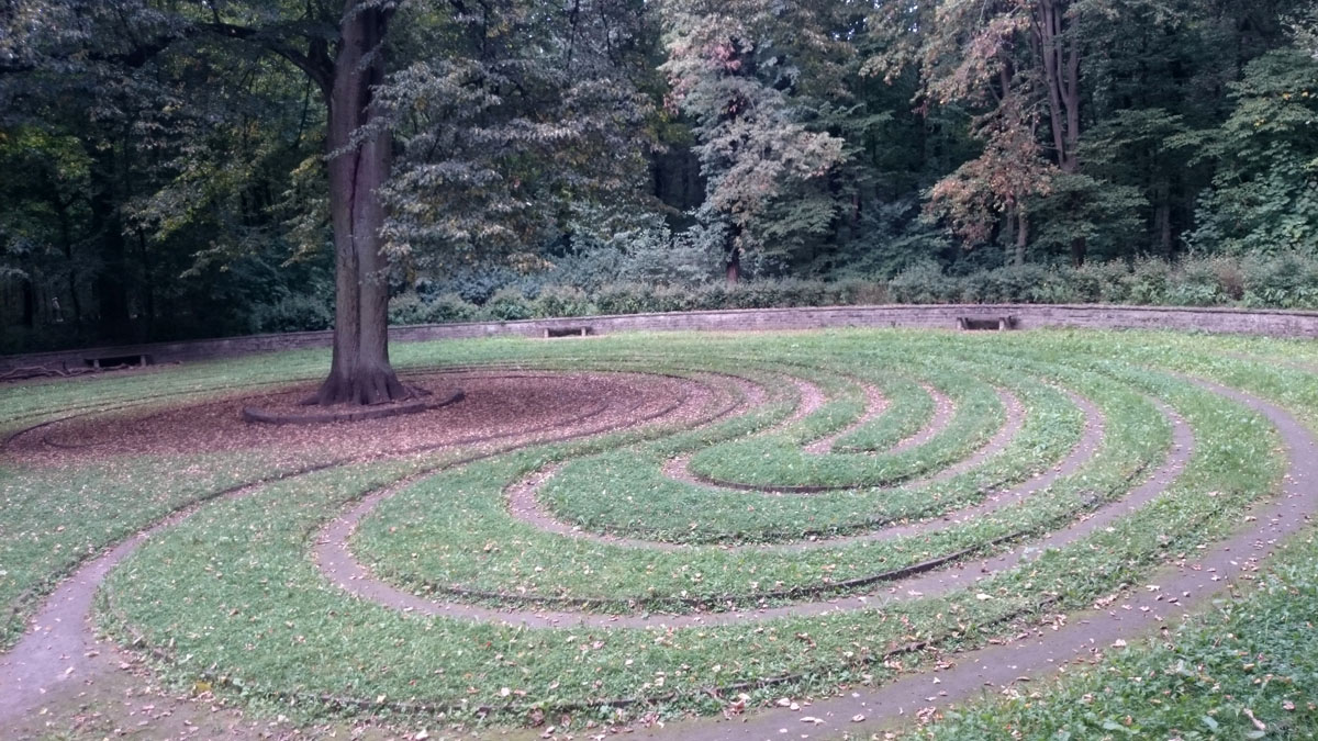 Das Rad, turf maze. image taken by Markus Glaubitz august 2016.