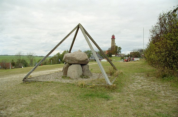 Click for the gallery page to add comments and vote (PID:34627) Kap Arkona Dolmen