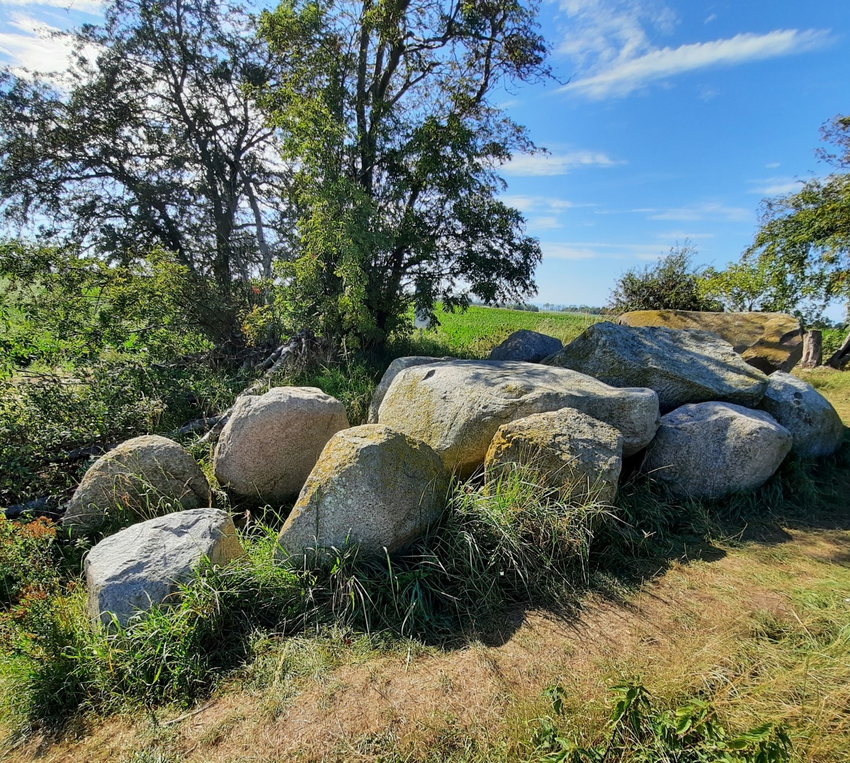 Click for the gallery page to add comments and vote (PID:270048) Mechelsdorf Grossdolmen