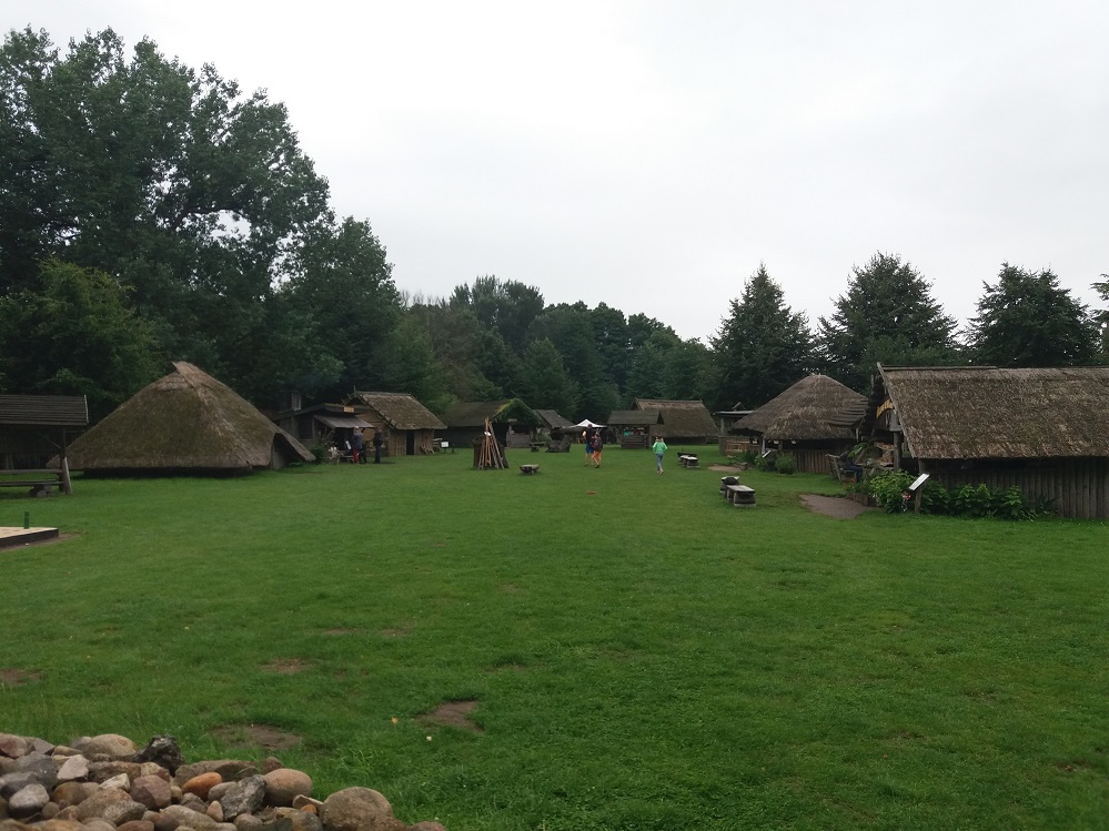 Click for the gallery page to add comments and vote (PID:168424) Slawendorf Neustrelitz