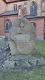 Schälchenstein Dorfkirche Toitenwinkel