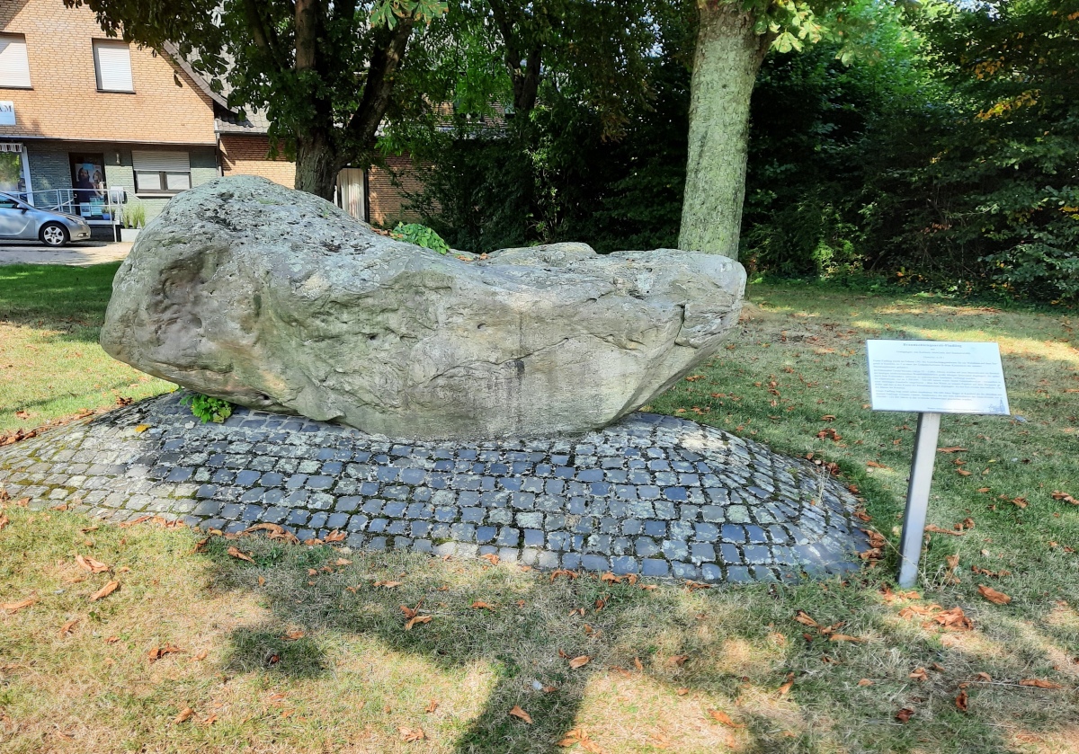 Braunkohlenquarzit-Findling Raesfeld