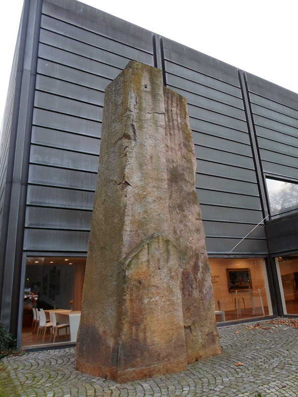 Click for the gallery page to add comments and vote (PID:141657) Granit Bleu de Vire, geschnitten