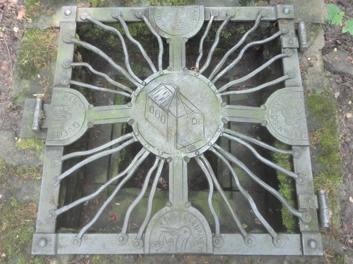 Click for the gallery page to add comments and vote (PID:241836) Quellheiligtum Klemensborn